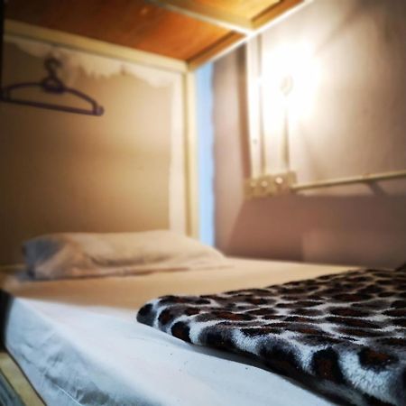 Get Inn Backpackers Kota Kinabalu Eksteriør bilde
