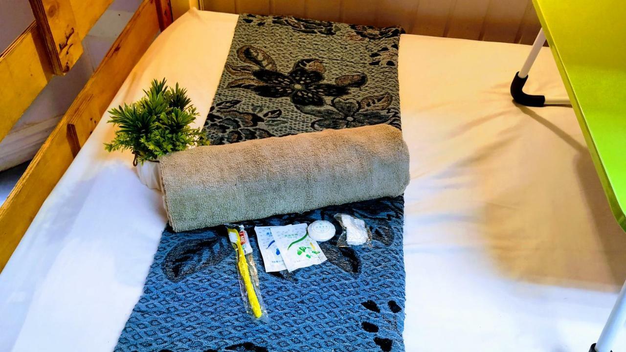 Get Inn Backpackers Kota Kinabalu Eksteriør bilde